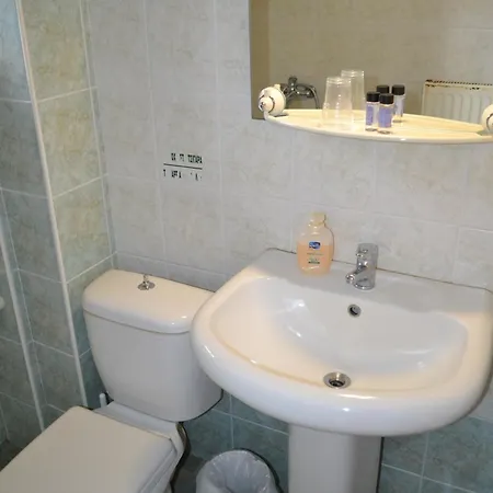 Safari Hotel 3*