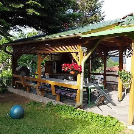 Safari Hotel Aisimi