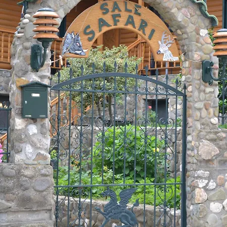 Safari Aisimi